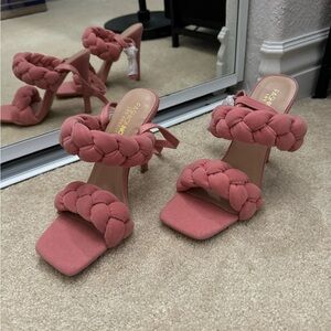 Braided stiletto’s